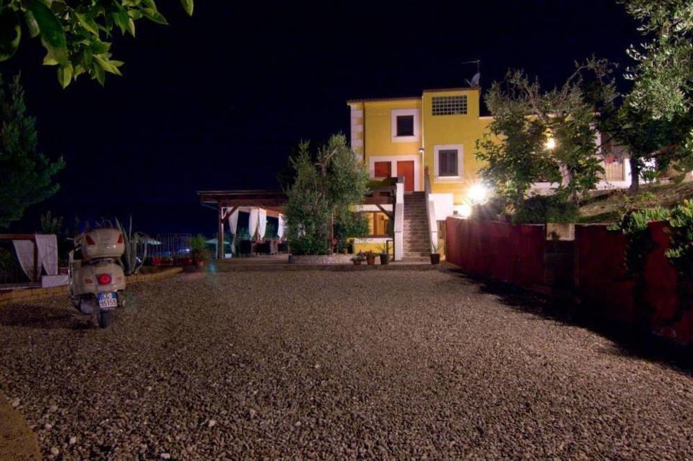 Bed and Breakfast Borgo del Nespolo Peschici Exterior foto