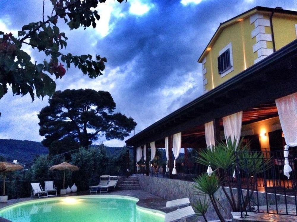 Bed and Breakfast Borgo del Nespolo Peschici Exterior foto